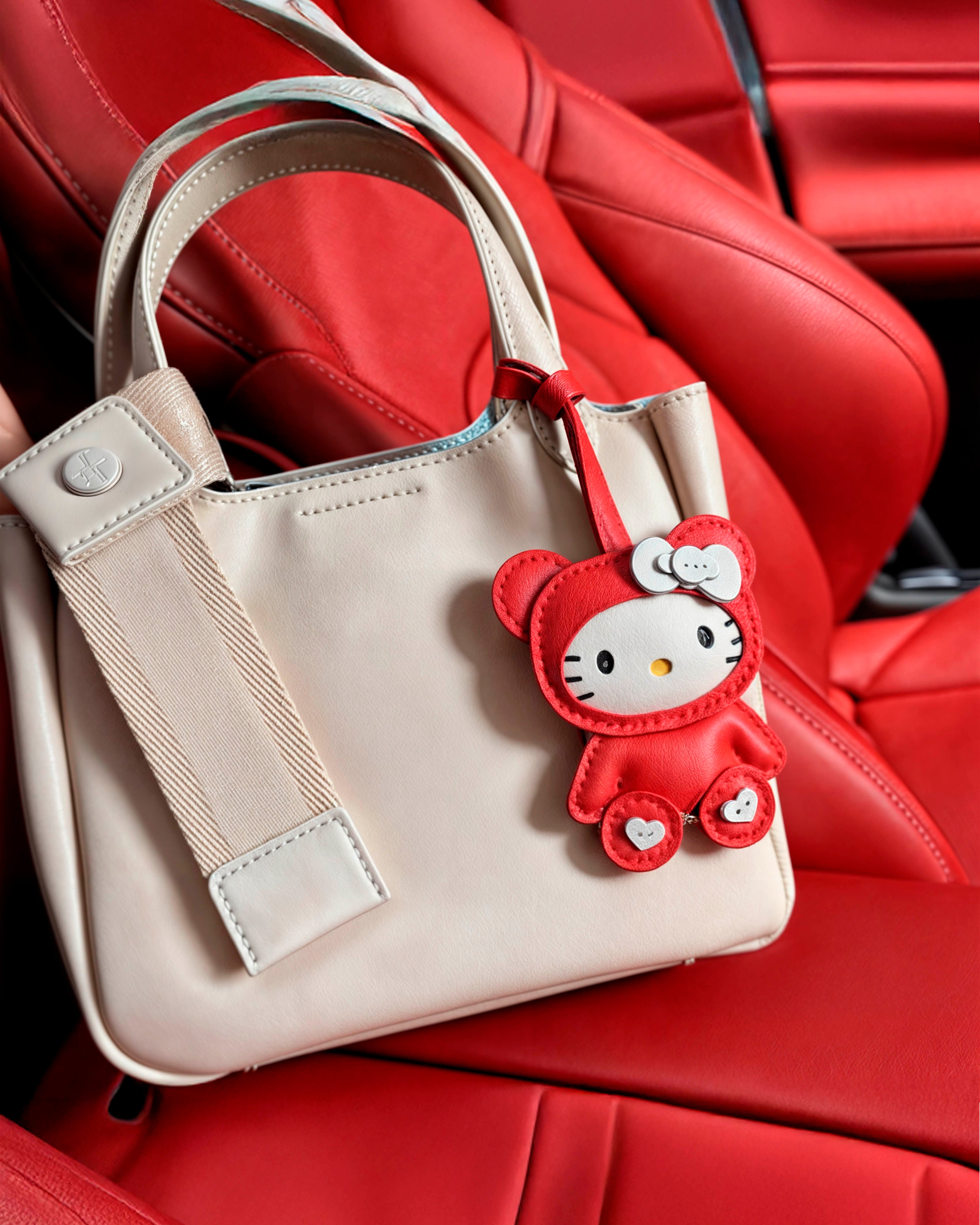 Bag Charm Hello Kitty de Pijama