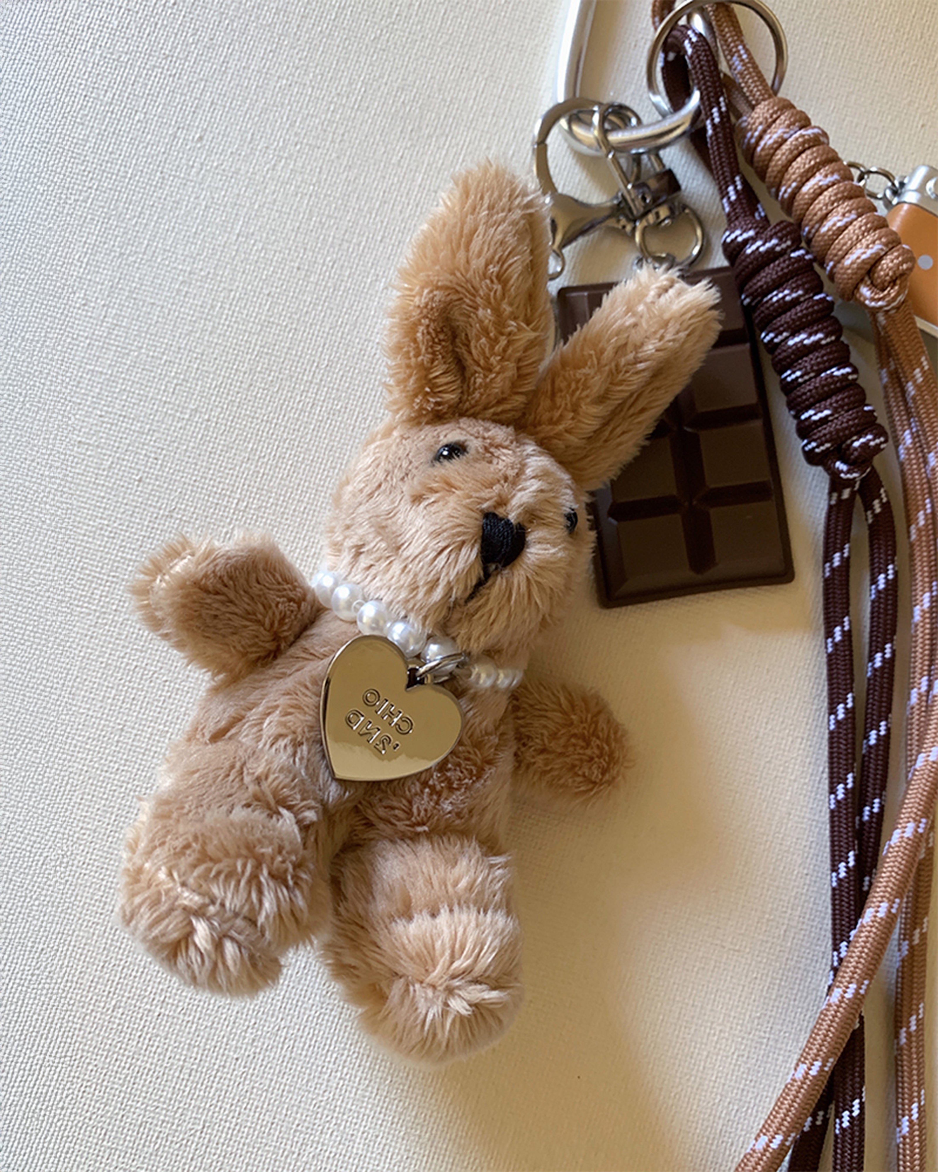 Bag Charm Ursinho com Colar